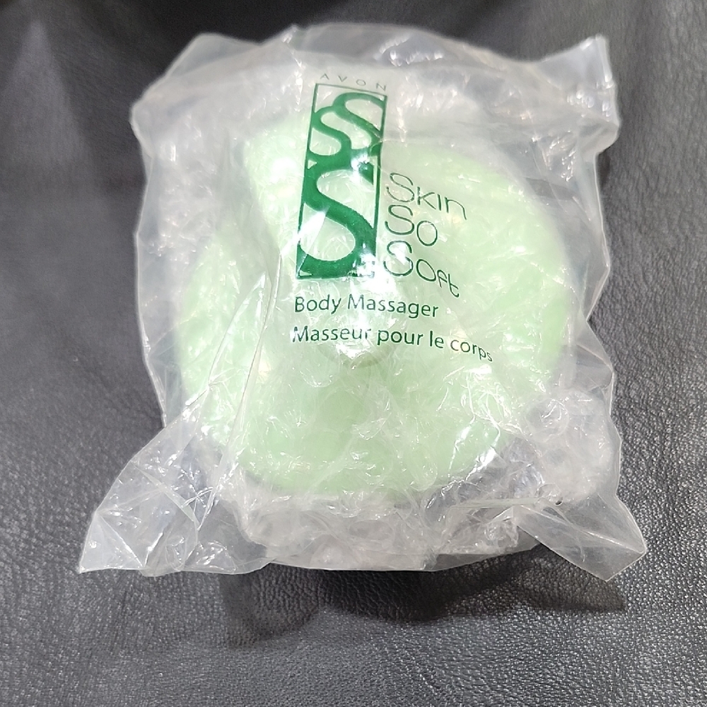AVON SKIN SO SOFT BODY MASSAGER